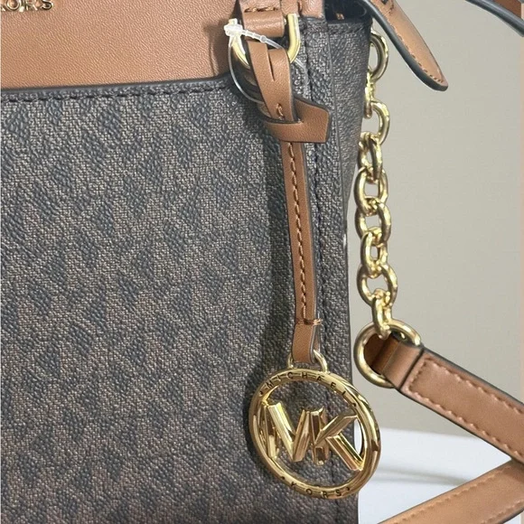 NWT Authentic Michael Kors Graham North South Signature Crossbody Bag - Picture 8 of 15